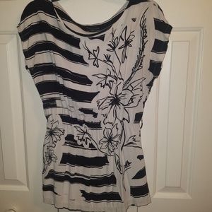 Short sleeve shirt